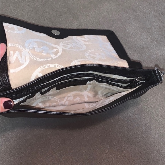 Michael Kors Clutch with strap - Picture 4 of 5